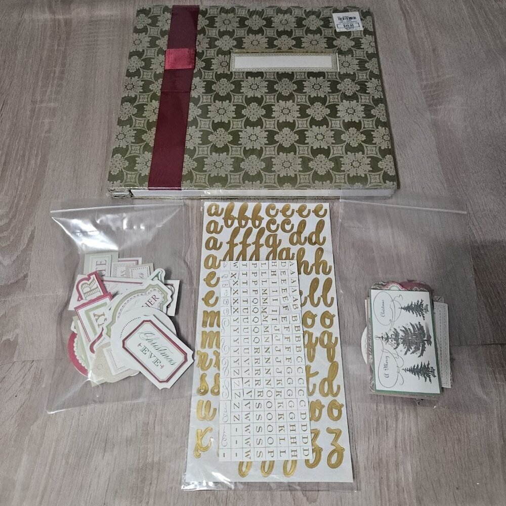 Anna Griffin 12"x12" Holiday Traditions Christmas Instant Scrapbook Album Kit #2